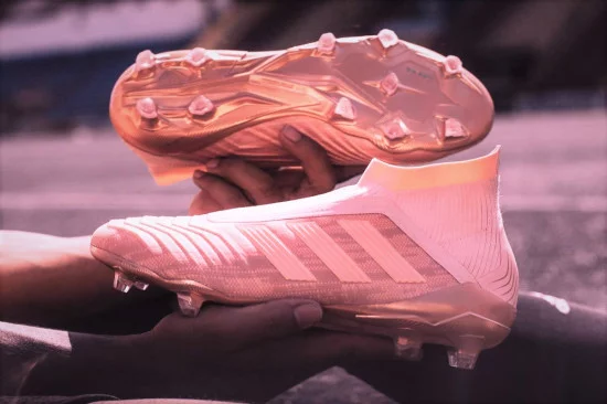 Adidas-Predator-18+ spectral mode.webp